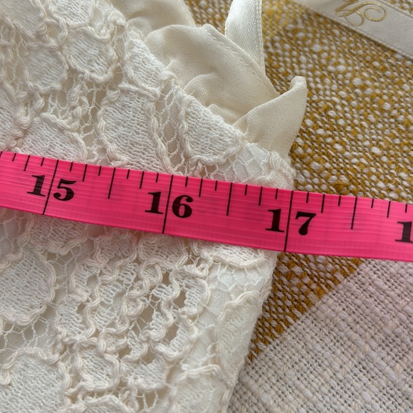 SHOSHANNA SLEEVELESS CREAM LACE MIDI SHEATH DRESS - Picture 13 of 13